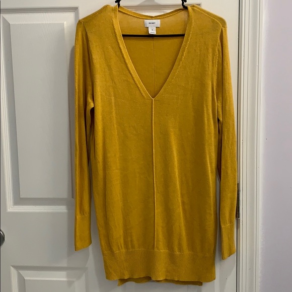 Old Navy Sweaters - ON sweater.🌞